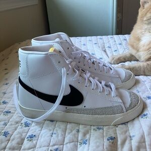 Nike Blazers ‘77 Hightop